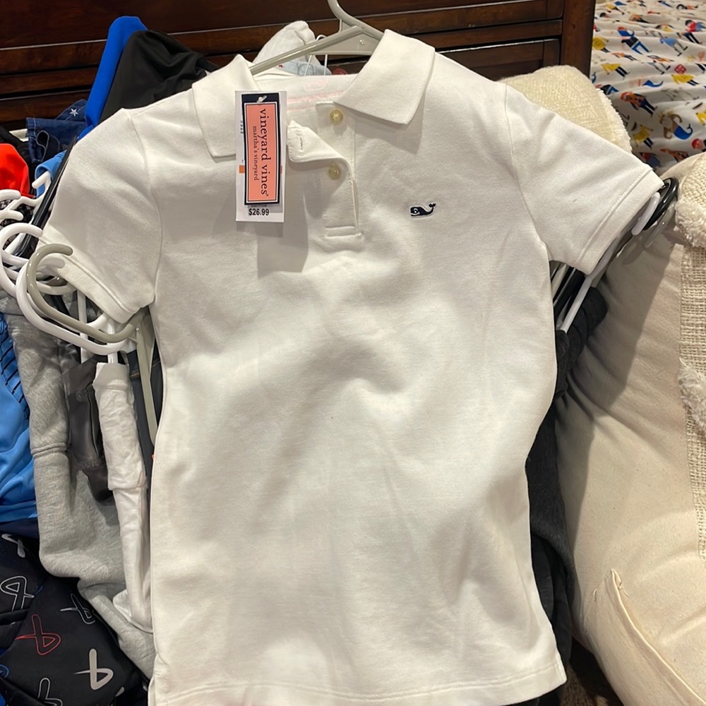 Small vineyard vines polo